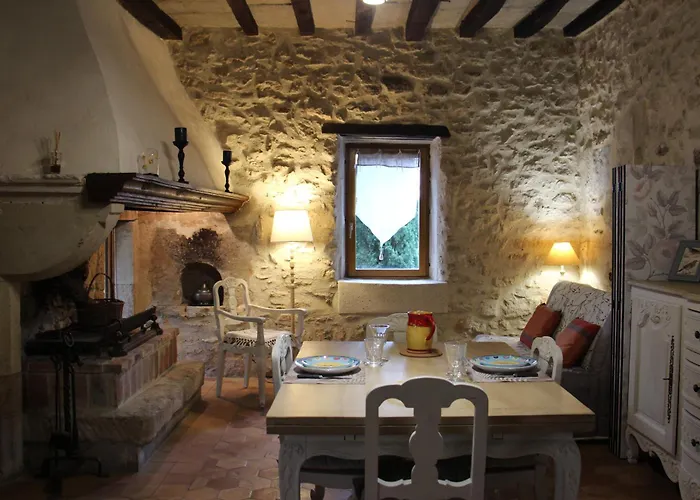 Le Bastidon, Gite Des Lucioles En Provence